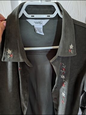 Northern Reflections Olive Green Embroidered Button-Front Jacket